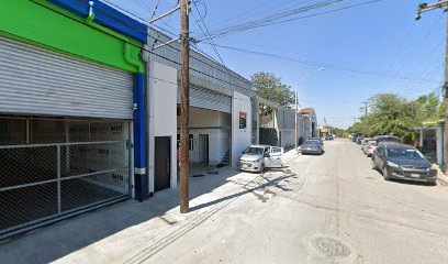 Gruas y maniobras, Los Reyes